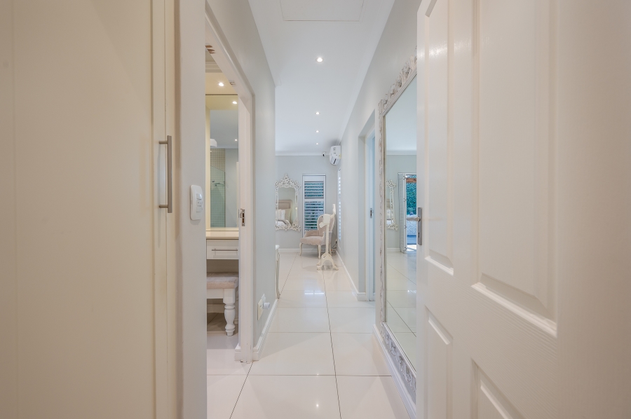 3 Bedroom Property for Sale in Kelderhof Country Village Western Cape